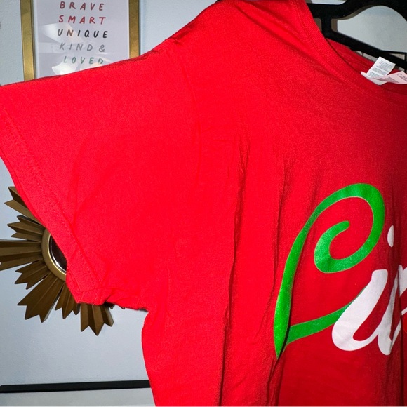 Red Ciao Graphic T-Shirt - Picture 3 of 4